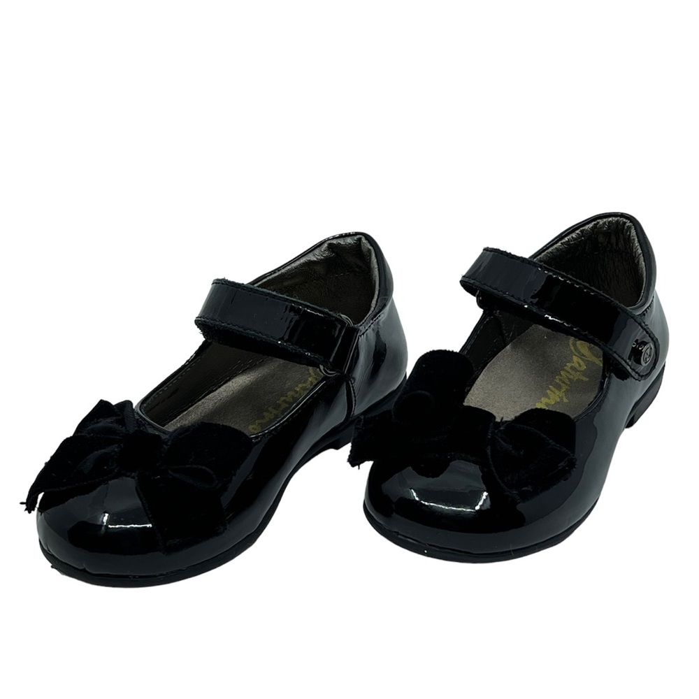 Brand new girls black dress shoes with bows size 24 EUR